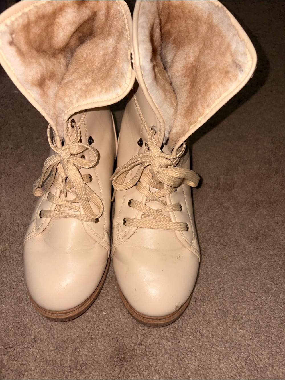 Source Unknown Cream Lace-Up Faux Fur Ankle Boots